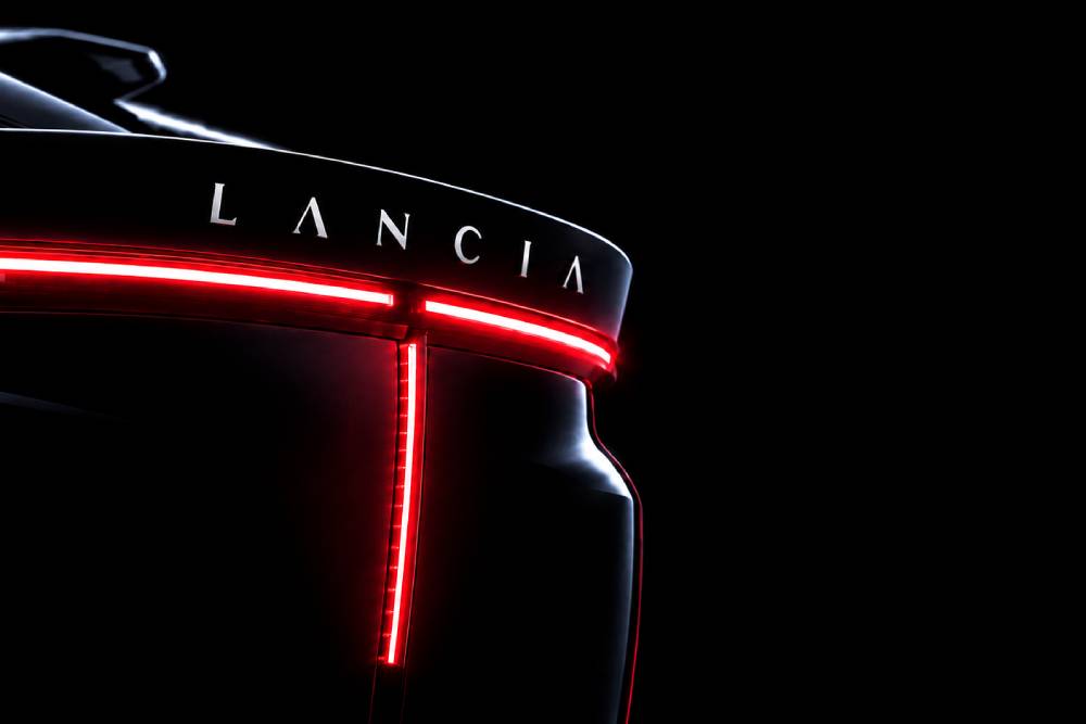 https://cdn.autogreeknews.gr/wp-content/uploads/2026/10/lancia-gamma-hf-integrale.jpg
