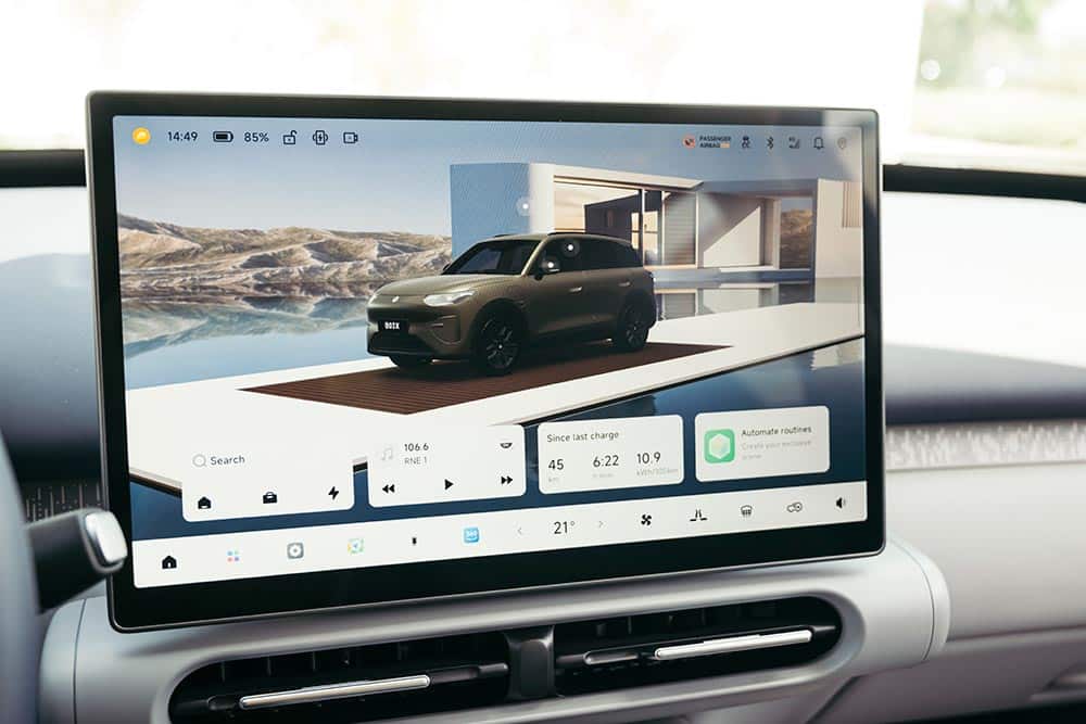 https://cdn.autogreeknews.gr/wp-content/uploads/2026/10/leapmotor-b03x-interior-25.jpg