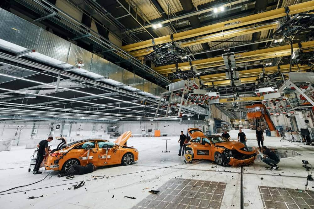 https://cdn.autogreeknews.gr/wp-content/uploads/2026/10/mercedes-benz-cla-high-speed-crash-test-4.jpg