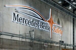 mercedes-benz-cla-high-speed-crash-test (5)