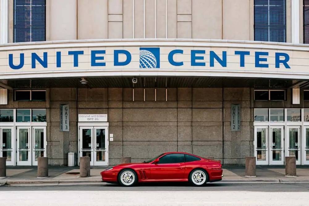 https://cdn.autogreeknews.gr/wp-content/uploads/2026/10/michael-jordan-s-1997-ferrari-550-maranello-1.jpg