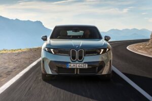 new bmw ix4 (13) (1)