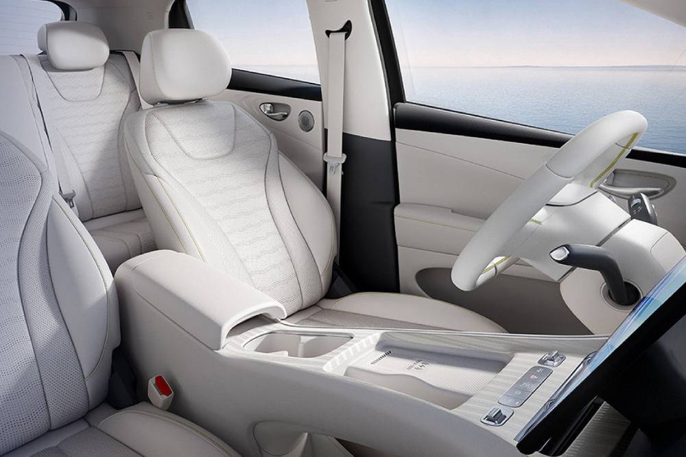 https://cdn.autogreeknews.gr/wp-content/uploads/2026/10/new-byd-seagull-05.jpg