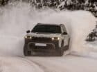 Το νέο Jeep Compass 4xe σπάει τον πάγο με 375 άλογα (+video)