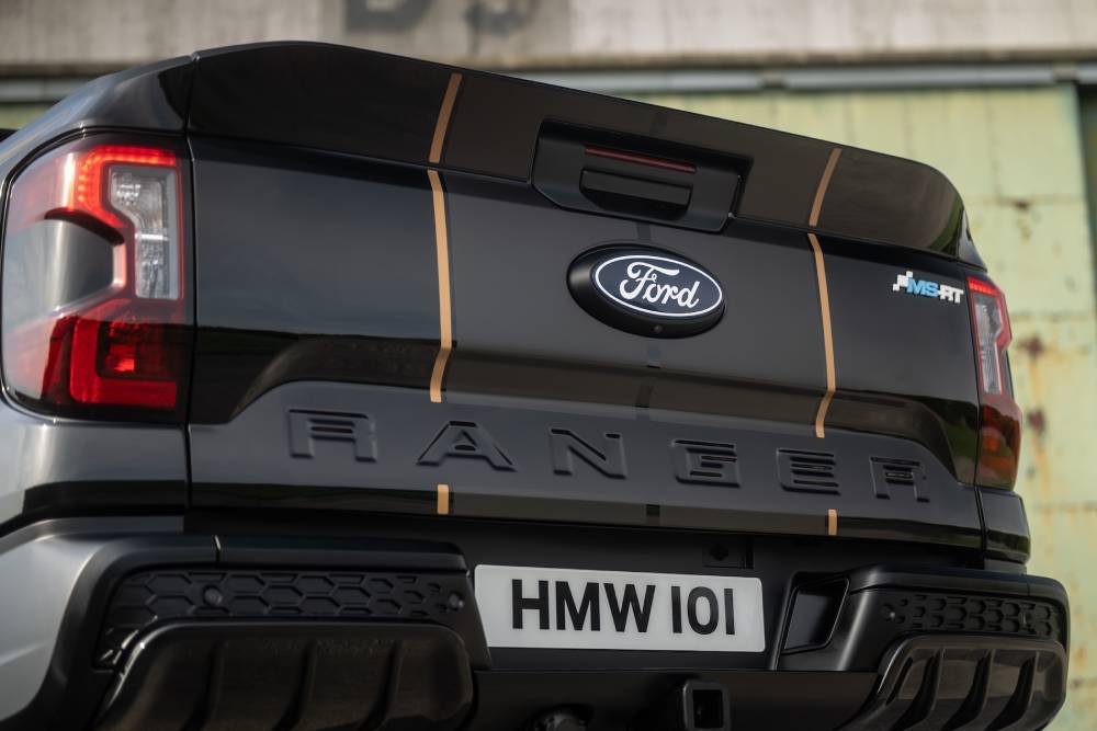 https://cdn.autogreeknews.gr/wp-content/uploads/2026/10/new-ford-ranger-ms-rt-champion-edition-5.jpg