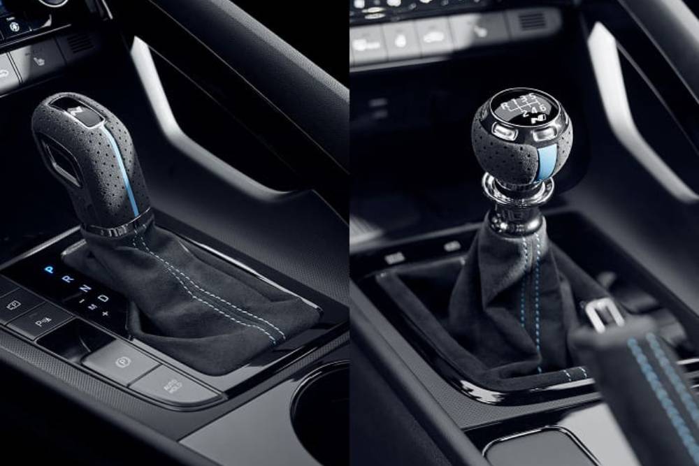 https://cdn.autogreeknews.gr/wp-content/uploads/2026/10/new-hyundai-elantra-n-monochrome-3.jpg