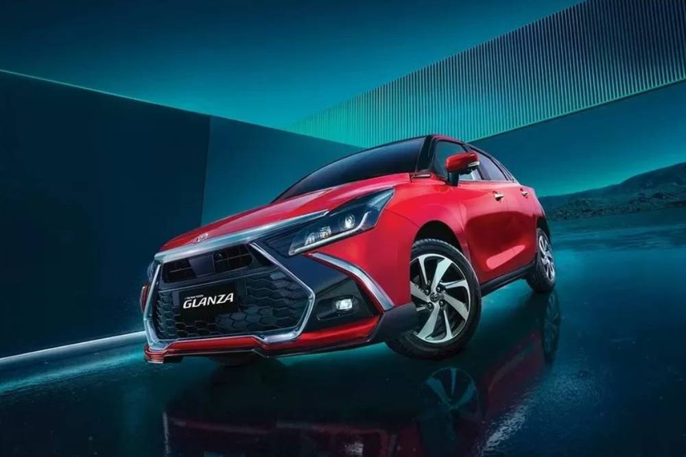 https://cdn.autogreeknews.gr/wp-content/uploads/2026/10/new-toyota-glanza.jpg