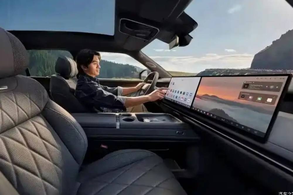 https://cdn.autogreeknews.gr/wp-content/uploads/2026/10/new-vw-id.8-era-x-02.jpg