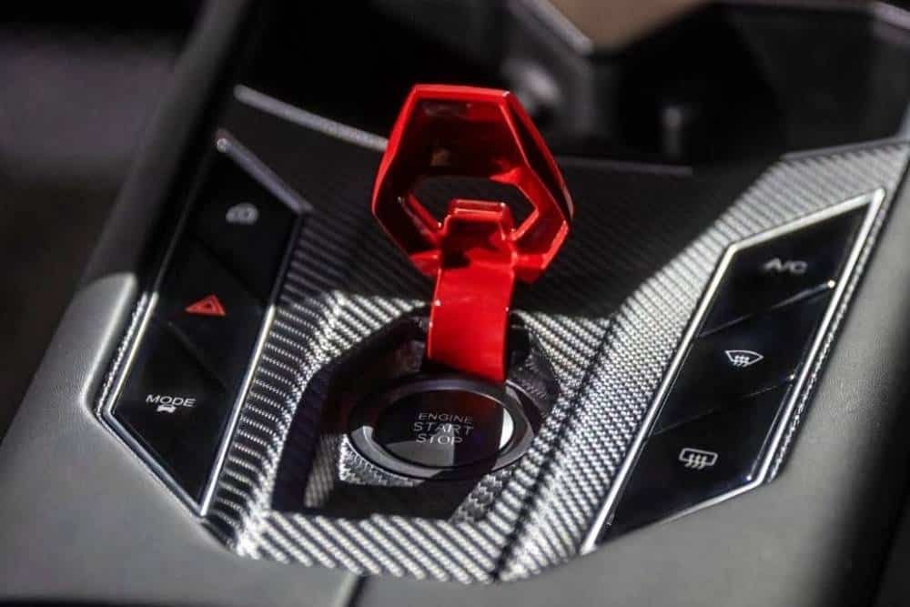 https://cdn.autogreeknews.gr/wp-content/uploads/2026/10/omoda-x-concept-07.jpg