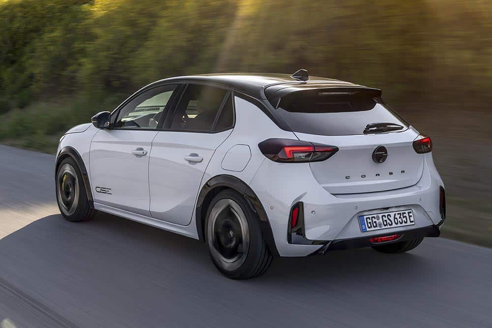 https://cdn.autogreeknews.gr/wp-content/uploads/2026/10/opel-corsa-gse-4.jpg