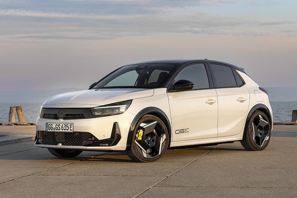 https://cdn.autogreeknews.gr/wp-content/uploads/2026/10/opel-corsa-gse-5.jpg