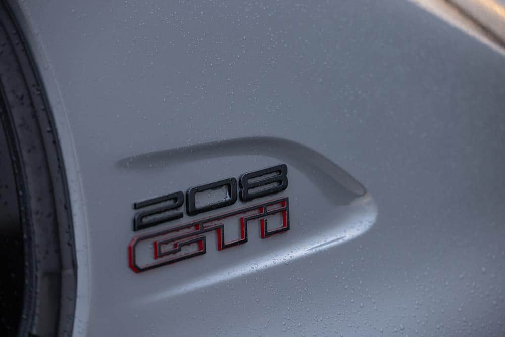 https://cdn.autogreeknews.gr/wp-content/uploads/2026/10/peugeot-e-208-gti-7.jpg