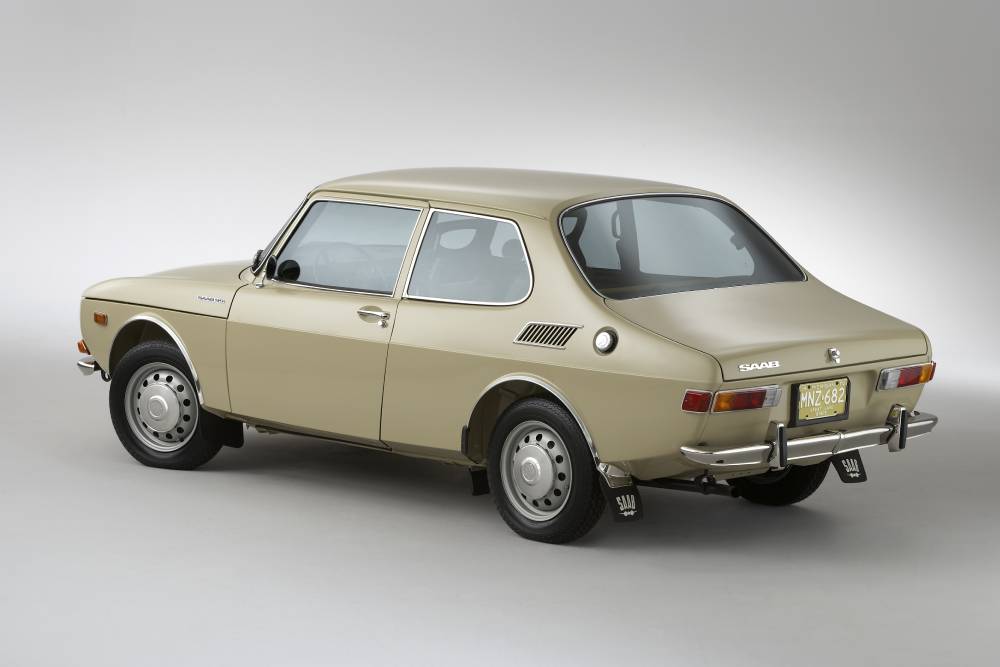 https://cdn.autogreeknews.gr/wp-content/uploads/2026/10/saab_99_93.jpg