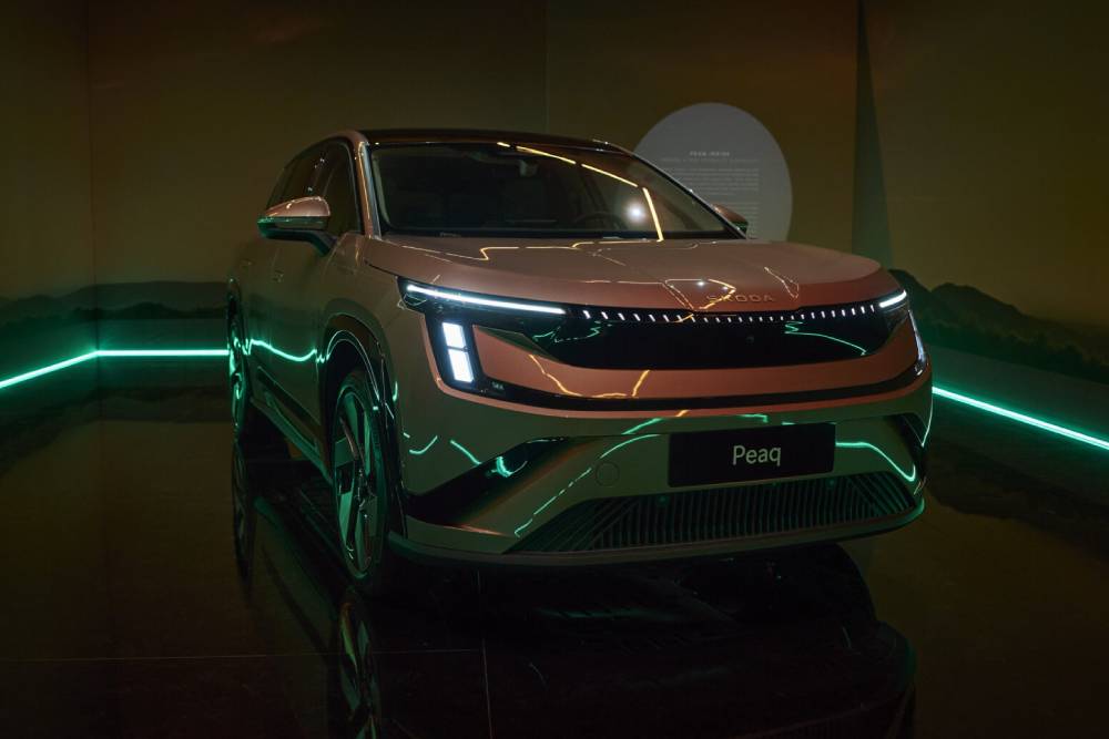 https://cdn.autogreeknews.gr/wp-content/uploads/2026/10/skoda-peaq-design.jpg