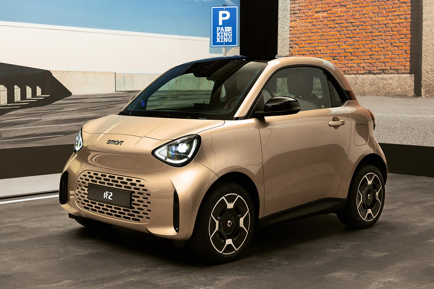 https://cdn.autogreeknews.gr/wp-content/uploads/2026/10/smart-2.jpg