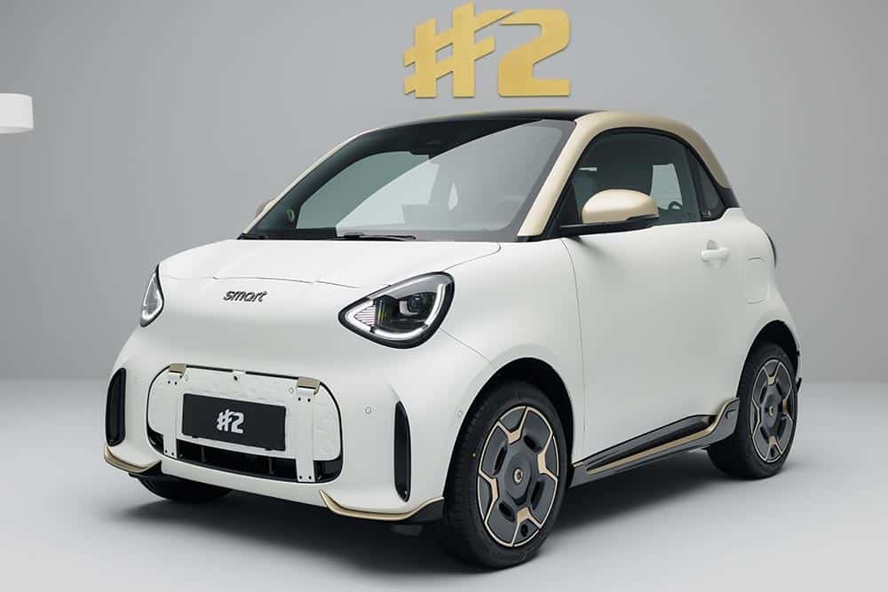 https://cdn.autogreeknews.gr/wp-content/uploads/2026/10/smart_hashtag2_couture-edition_5.jpg