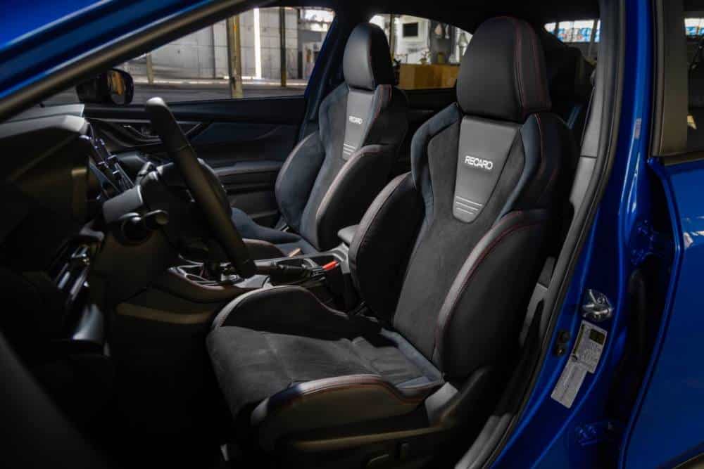 https://cdn.autogreeknews.gr/wp-content/uploads/2026/10/subaru-wrx-gd25-02.jpg