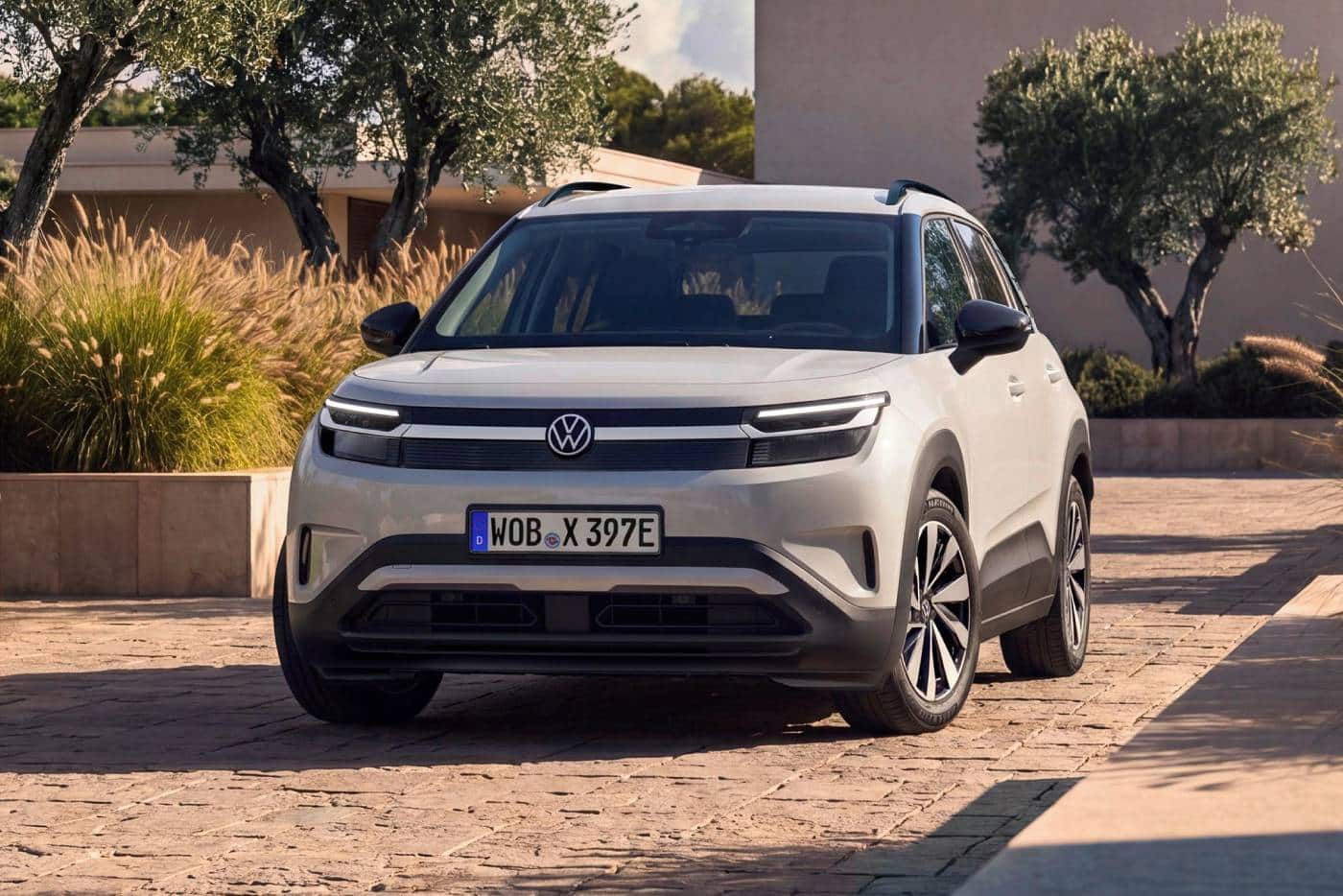 https://cdn.autogreeknews.gr/wp-content/uploads/2026/10/vw-id.-cross-37-kwh-1-1.jpg
